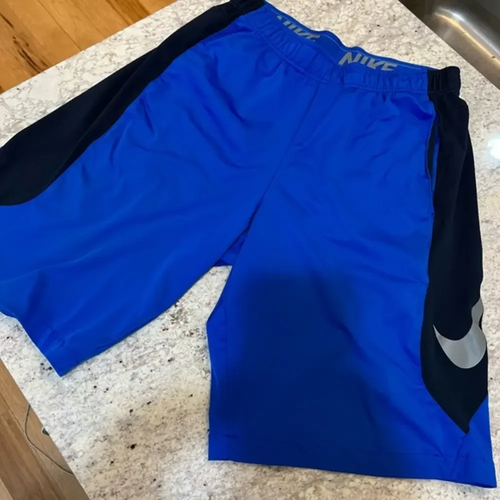 Nike Mens Dri-FIT Basketball Shorts Blue Black Reflective Swoosh 10 Inch Inseam